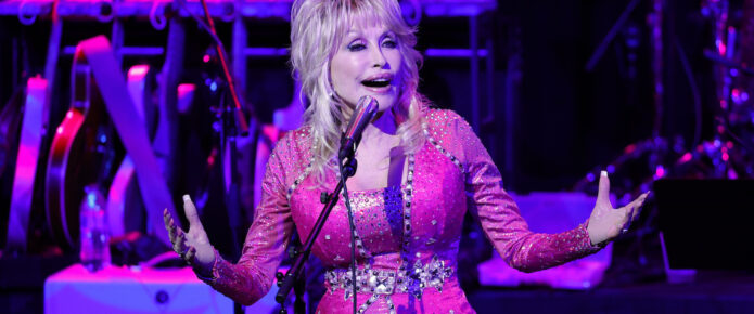Dolly Parton and pretty much everyone else celebrate her 76th birthday