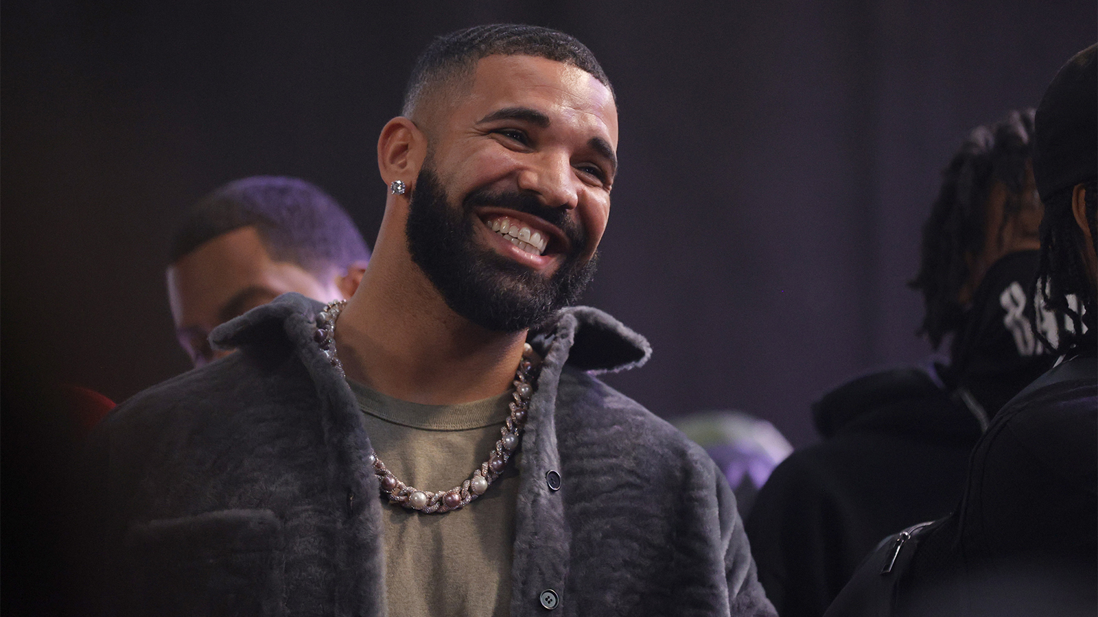 Instagram Model Claims Drake Put Hot Sauce in His Condoms