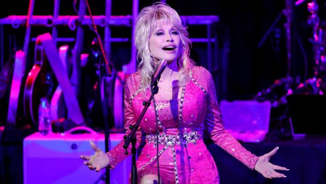 Dolly Parton Moves Closer to Sainthood With New Dollywood Policy - Vimarsana News