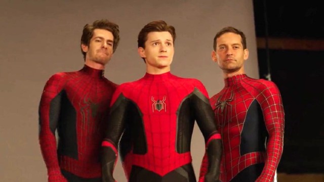 ‘Spider-Man: No Way Home’ Finally Drops Official Art With All 3 Spideys