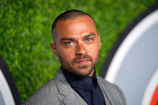 Jesse Williams Comments on Possible Return to 'Grey's Anatomy' - Vimarsana News