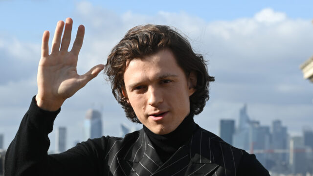 Tom Holland Said Stunt Work on 'Uncharted' Left Him Black and Blue - Vimarsana News