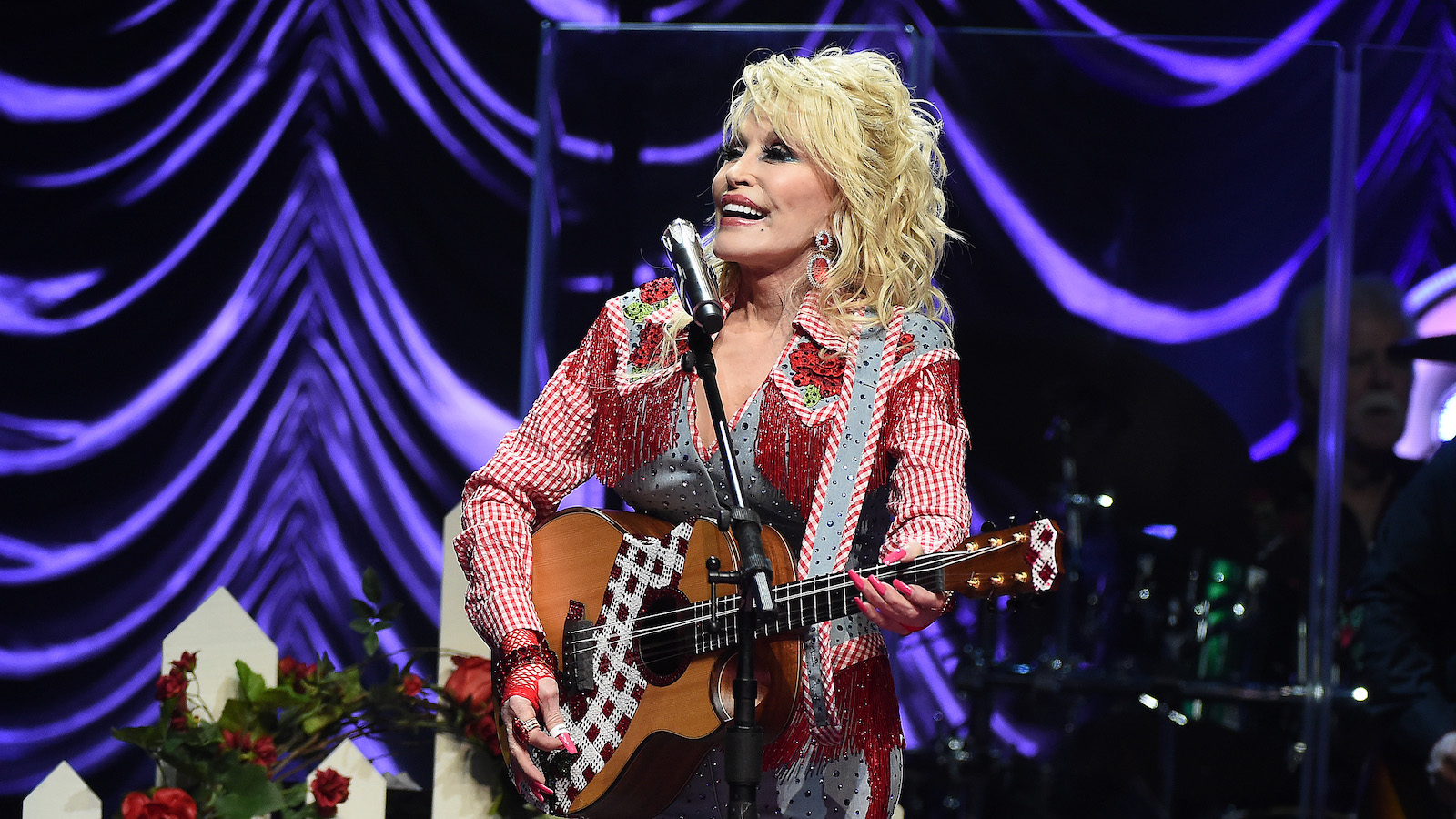 Dolly Parton and James Patterson Announce Film Adaptation of Book