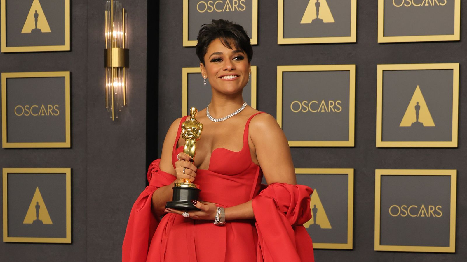 Fans Are Ecstatic After Ariana DeBose Makes History At 2022 Oscars