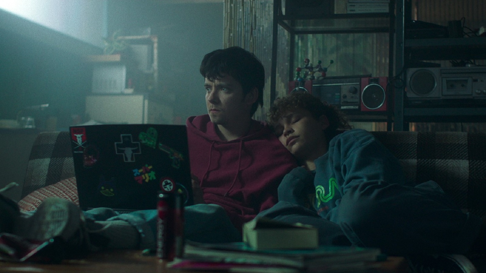 Asa Butterfield as Isaac and Iola Evans as Kayla in Choose or Die