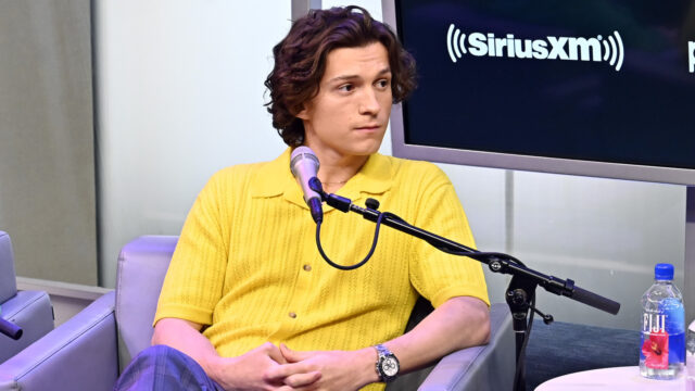 'The Crowded Room' Pics Reveal First Look at Tom Holland's New Series - Vimarsana News
