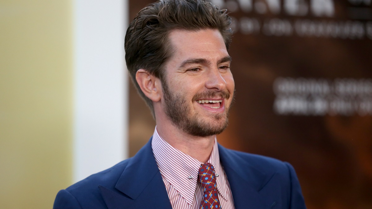 Fans gush over the internet’s boyfriend Andrew Garfield, simply for the fact he exists