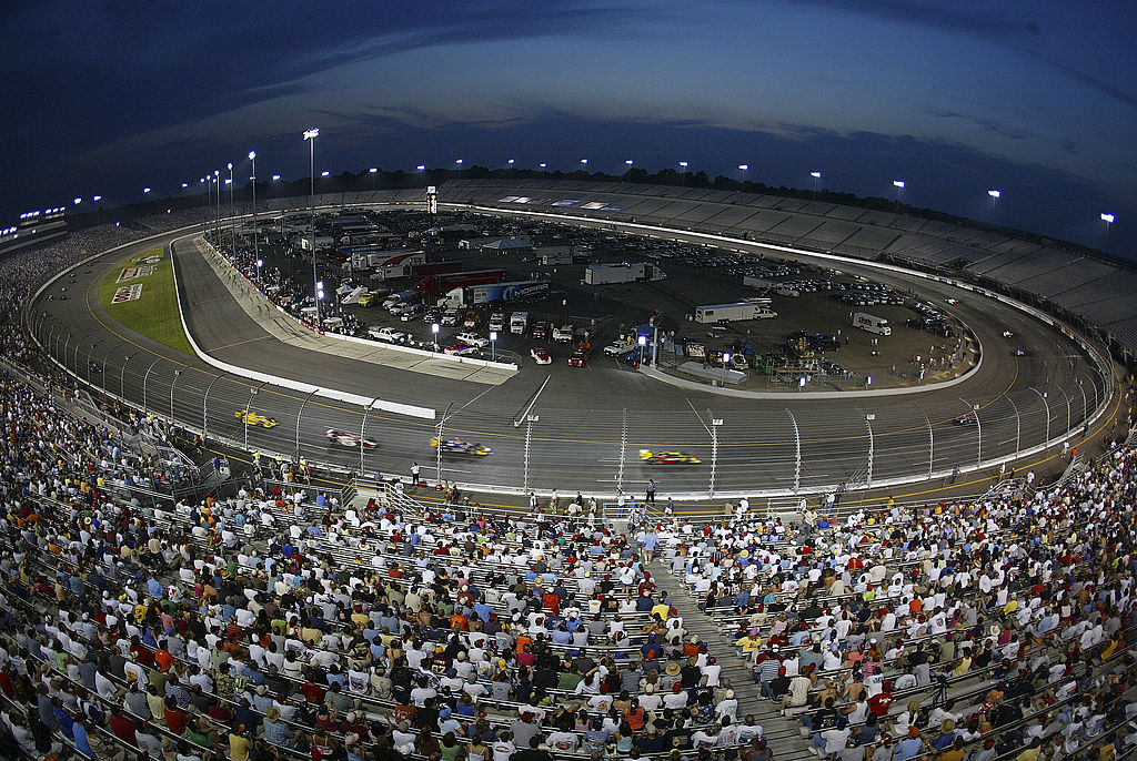 The classic oval shape of an IndyCar course.