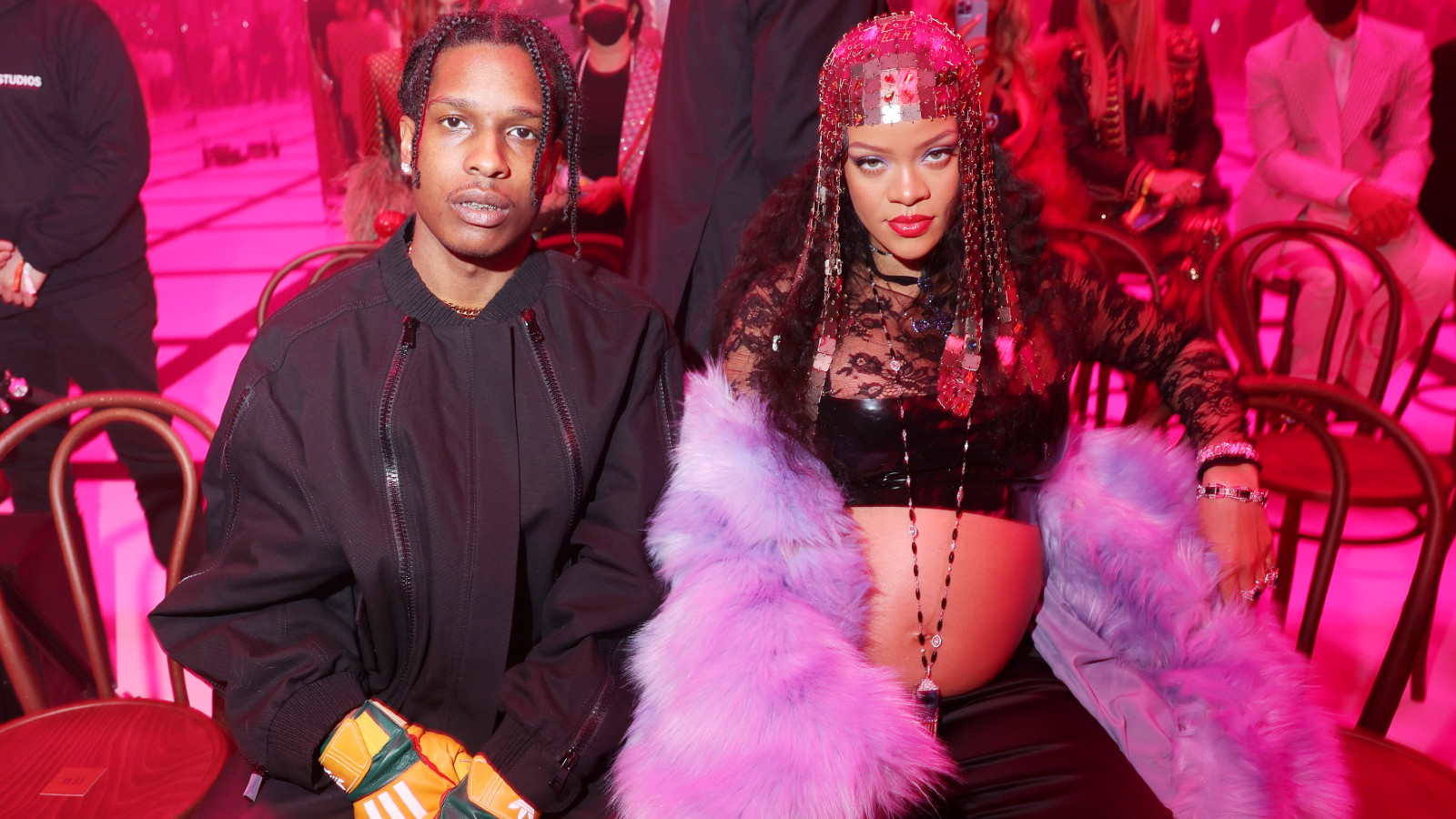 Rihanna Shows Off Bump In 'Vogue' Annie Leibowitz Photoshoot