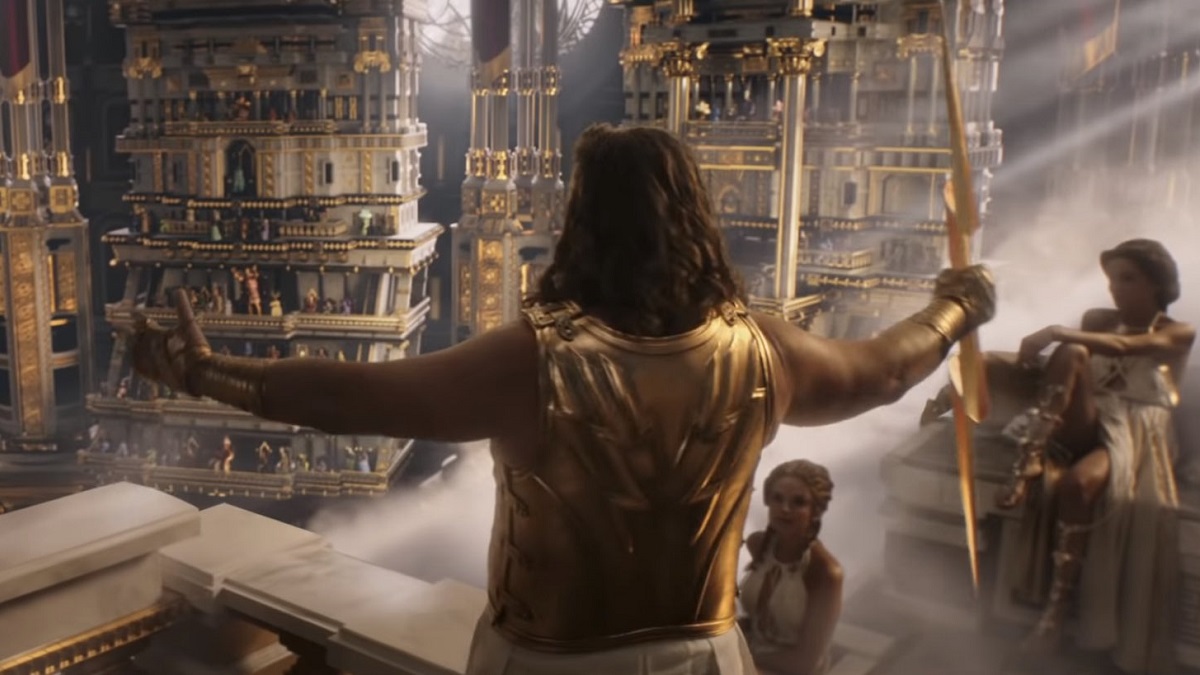 Russell Crowe's MCU Debut As Zeus in 'Thor: Love and Thunder' Trailer