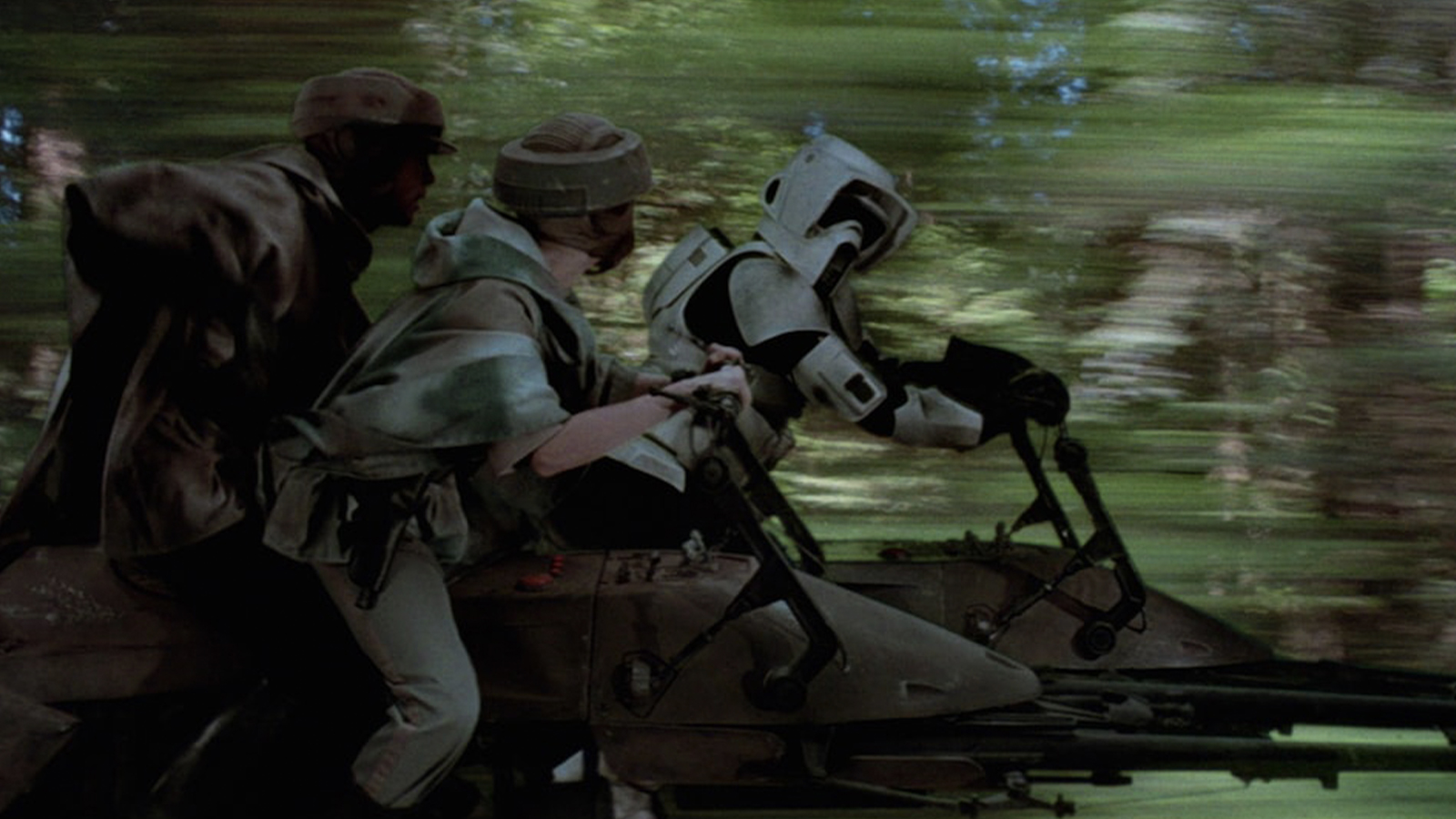 Rebels racing Stormtrooper on Speeder