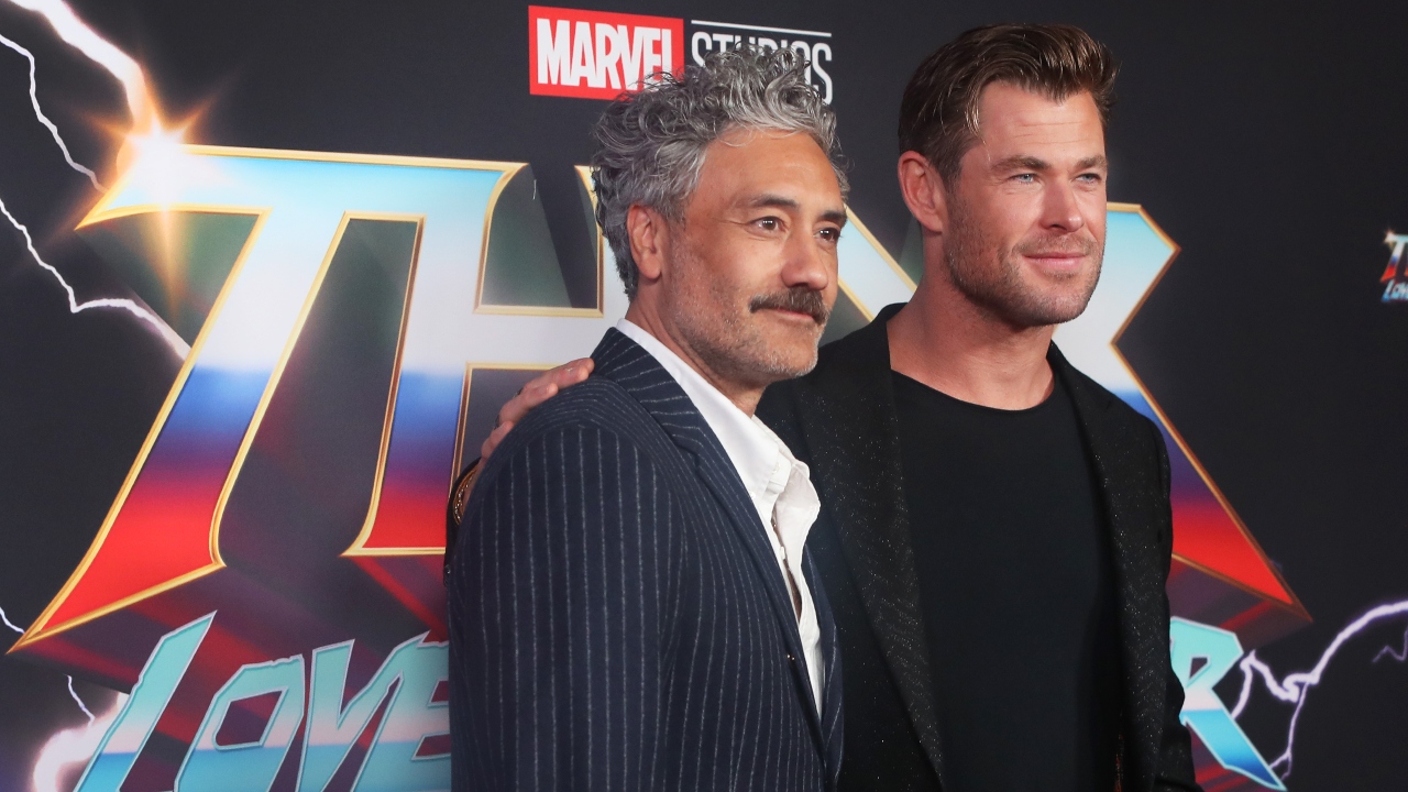 Taika Waititi Hoping To Reunite With Chris Hemsworth for a 70 Year-Old ...