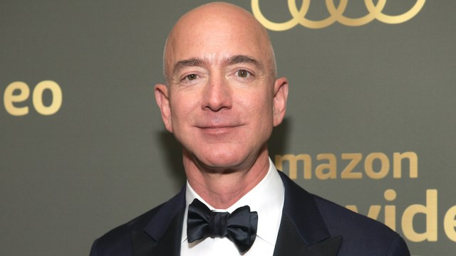 Is Something Wrong With Jeff Bezos’ Eye?