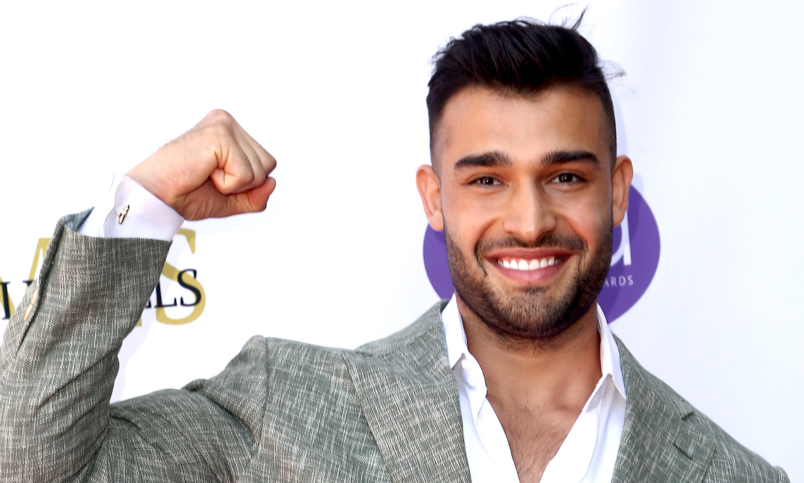 Britney Spears’ Fiance Sam Asghari Bravely Admits His Friends Are Himbos