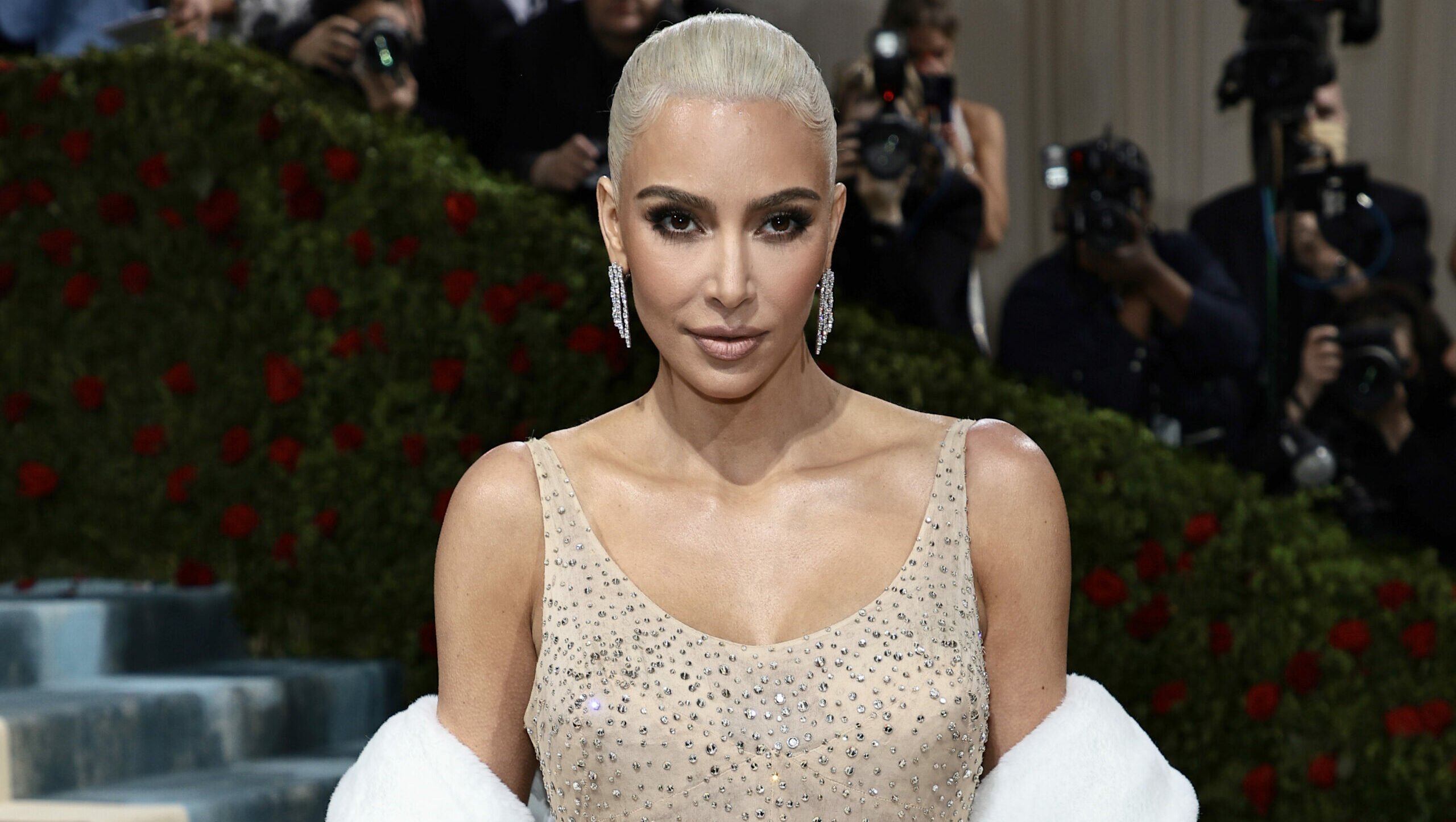 Inside Kim Kardashian's Red Carpet Fashion Fittings: Pics