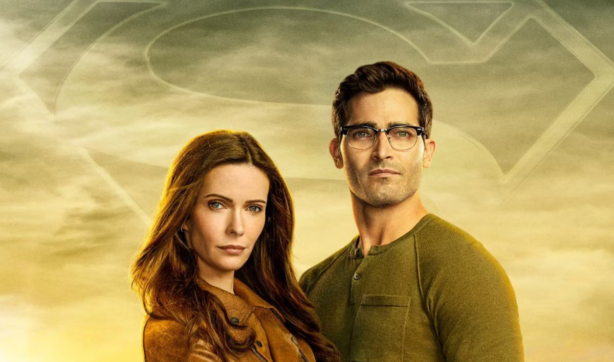 Arrowverse Enthusiasts Aren't Best Pleased About the Latest Developments - Vimarsana News