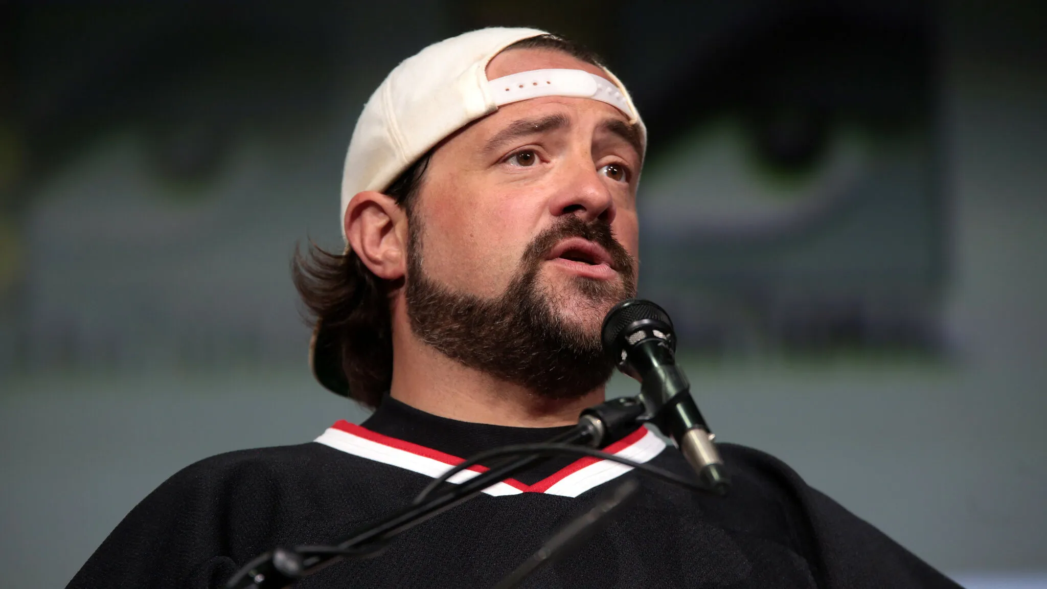 Kevin Smith celebrates the other half of Jay and Silent Bob marking 13 years of sobriety