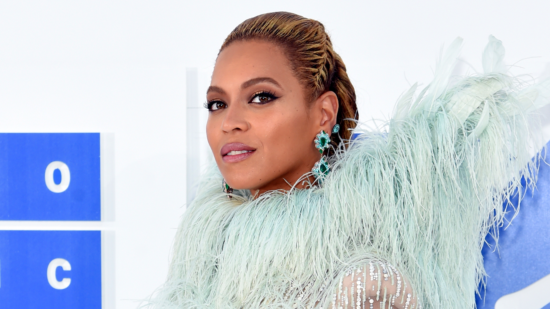 Beyonce's Net Worth: $350 Million In 2017