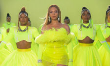 Beyoncé performs at the Oscars