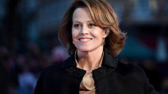 ‘avatar 2’ Left Confused By Sigourney Weaver Playing A Teenager