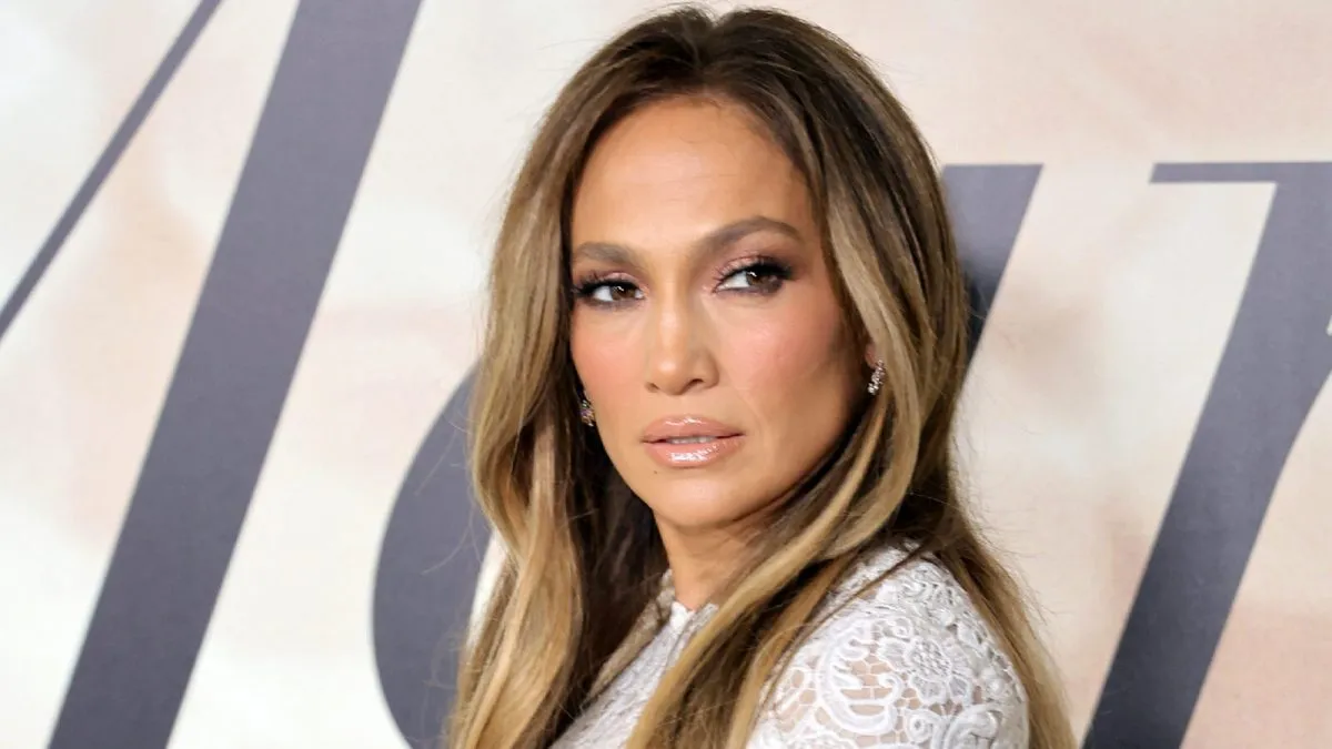 Wird Jennifer Lopez für die Fortsetzung von Shotgun Wedding zurückkehren?