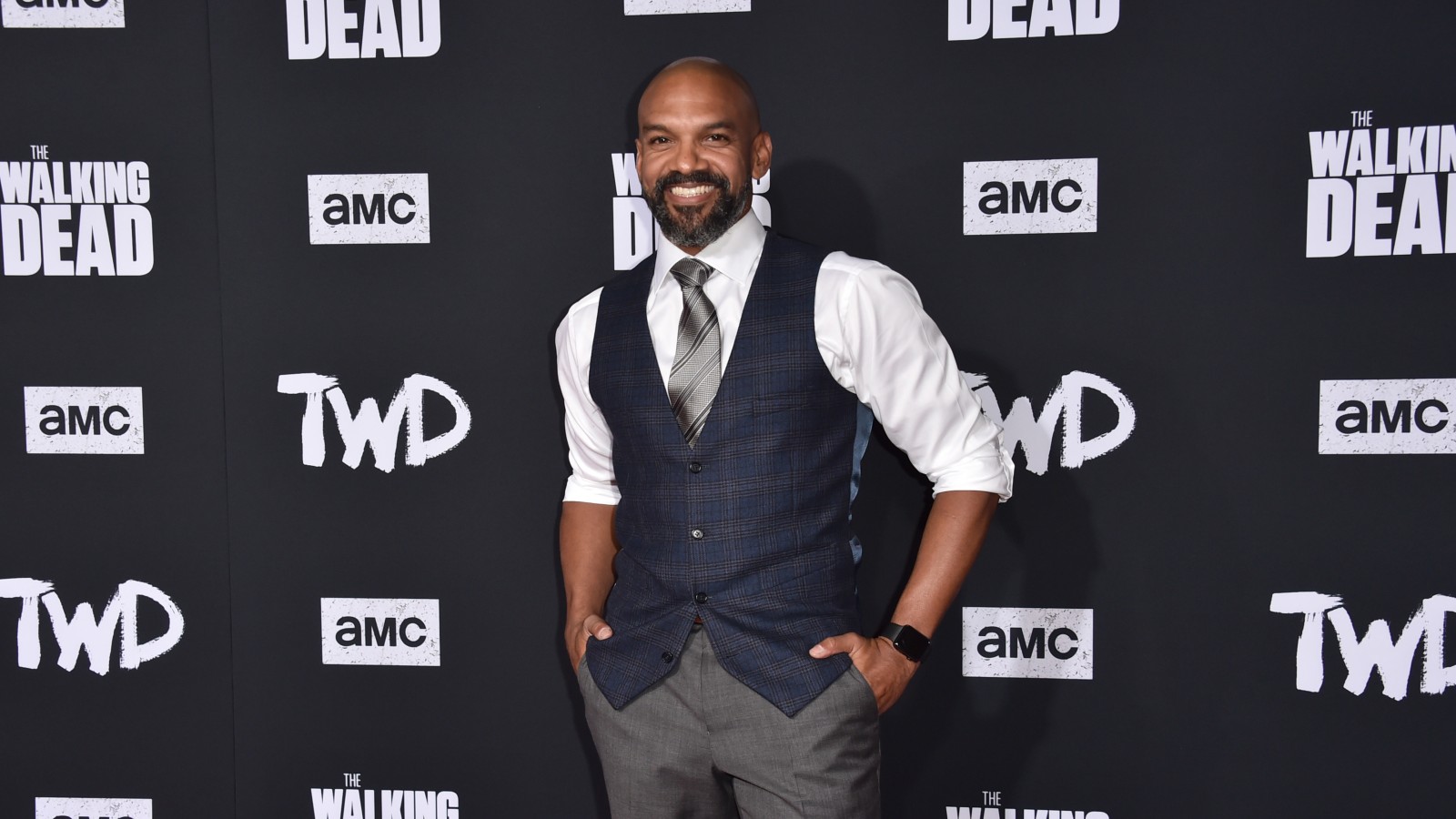 Khary Payton sports a dapper ensemble on the red carpet for 'The Walking Dead.'