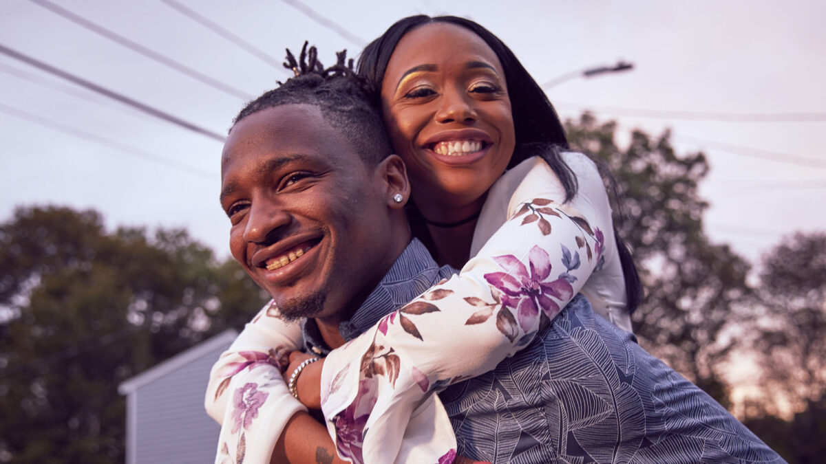 Married at First Sight's Jephte carries Shawniece on his back