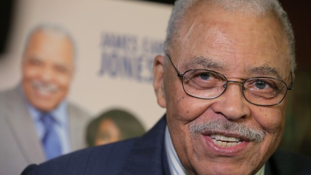 James Earl Jones strikes a pose on the red carpet.