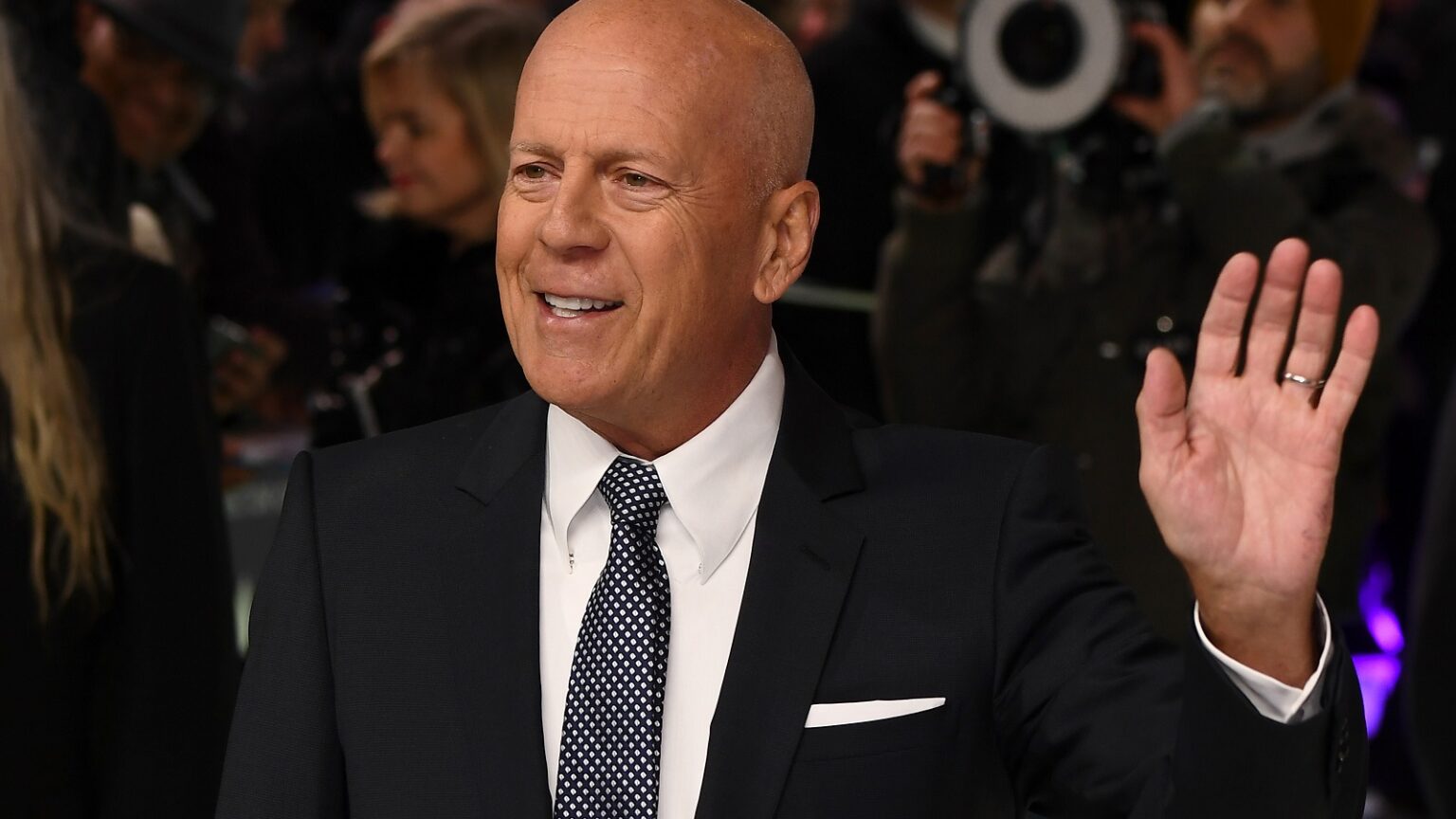 Bruce Willis Sells Deepfake Rights So a ‘Digital Twin’ Can Continue His ...