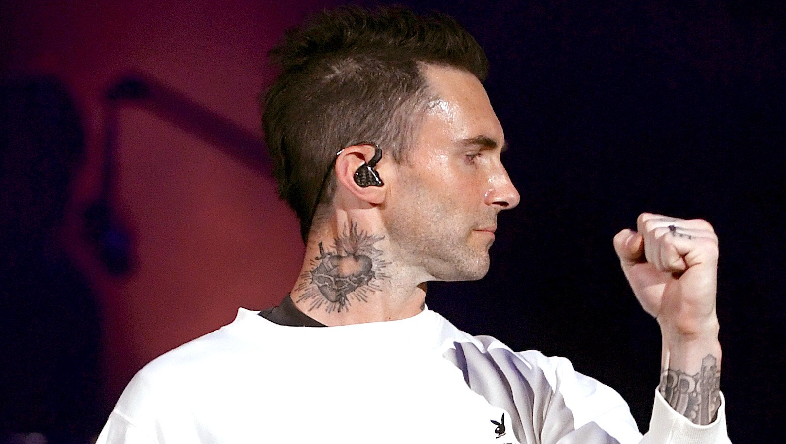  Instagramdown Trends In A Stroke Of Good Fortune For Adam Levine