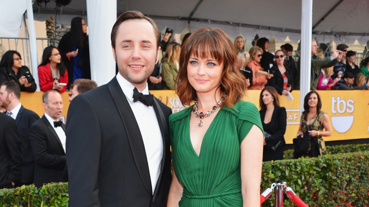 Alexis Bledel and Vincent Kartheiser arrive at the 19th Annual Screen Actors Guild Awards held at The Shrine Auditorium on January 27, 2013 in Los Angeles, California.