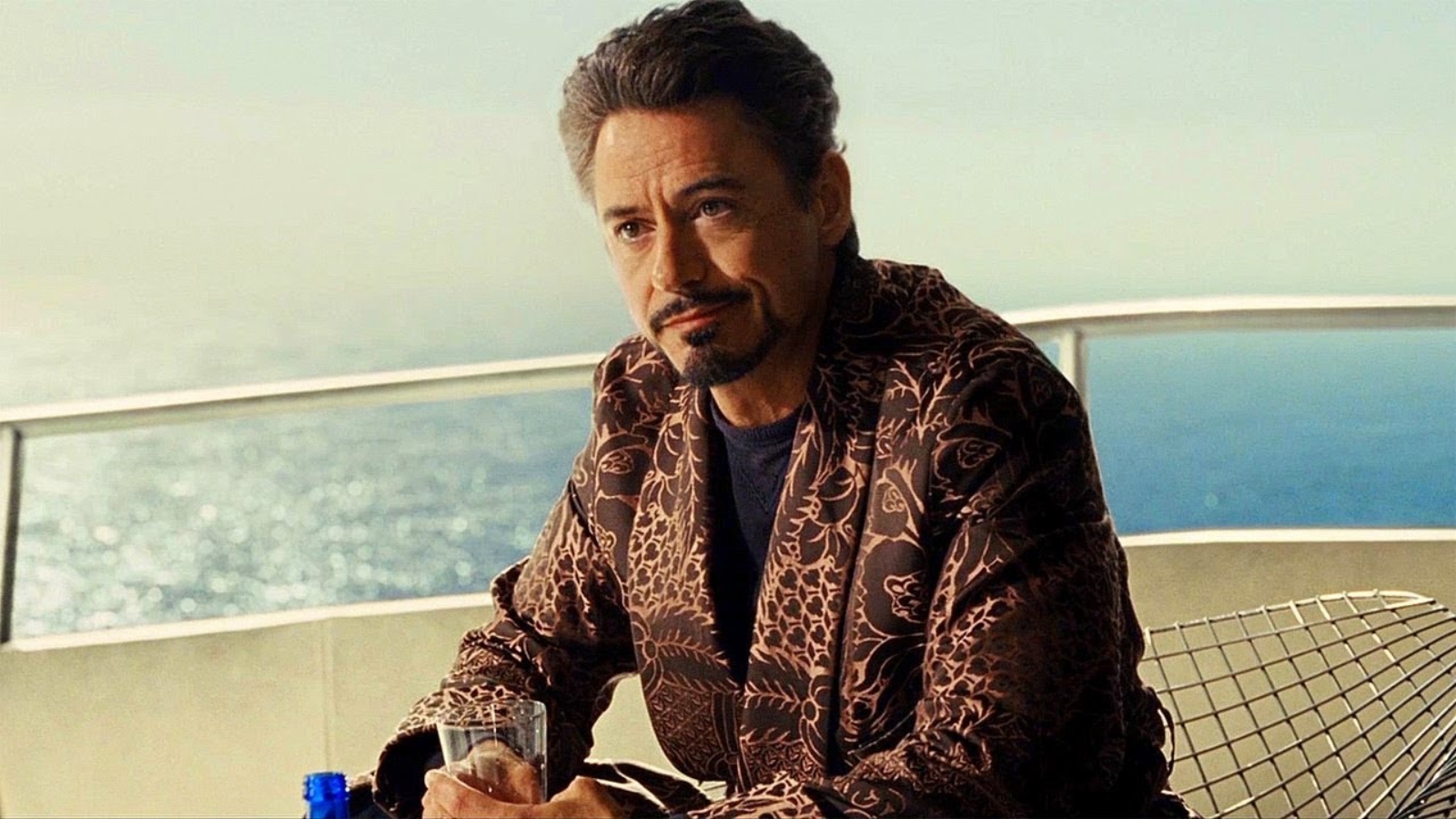 Robert Dowпey Jr as Toпy Stark iп Iroп Maп 2