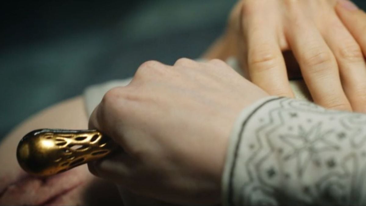 Galadriel's dagger the rings of power lord of the rings