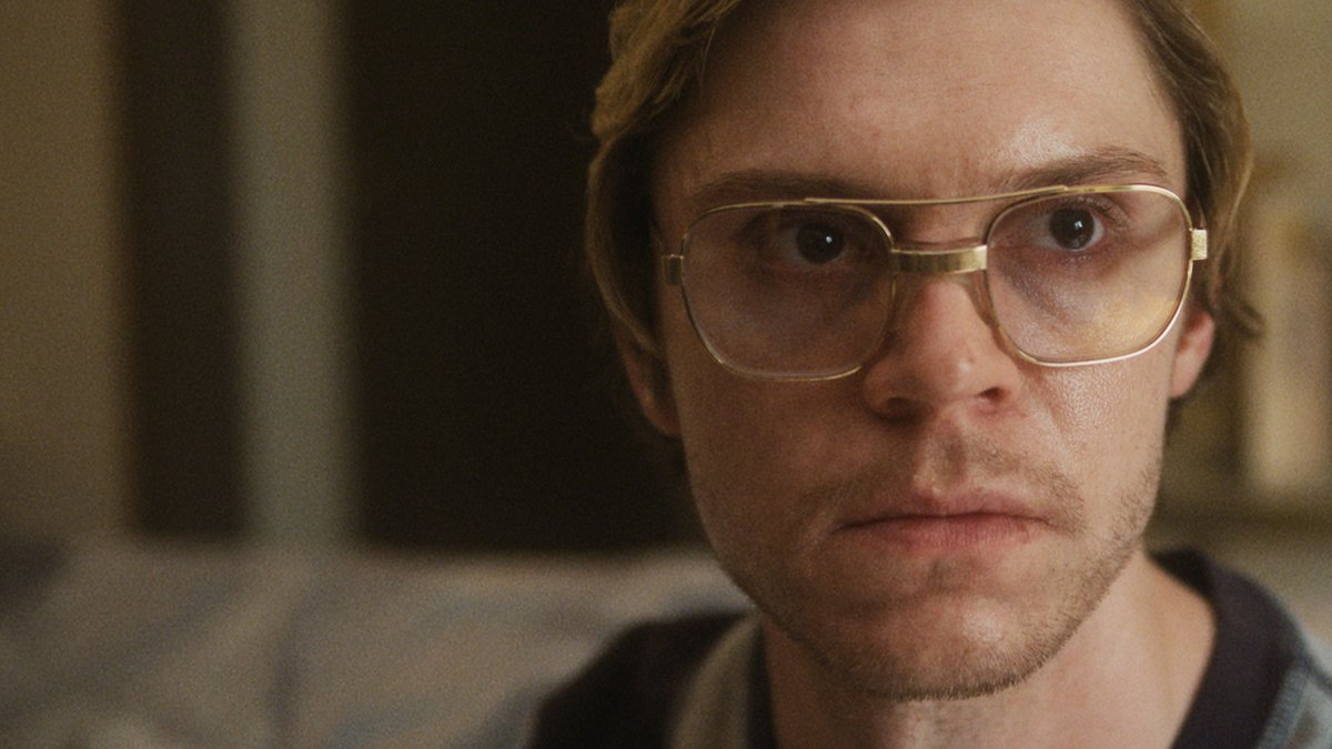 Evan Peters winning a Golden Globe for ‘Monster: The Jeffrey Dahmer Story’ isn’t sitting well with some people