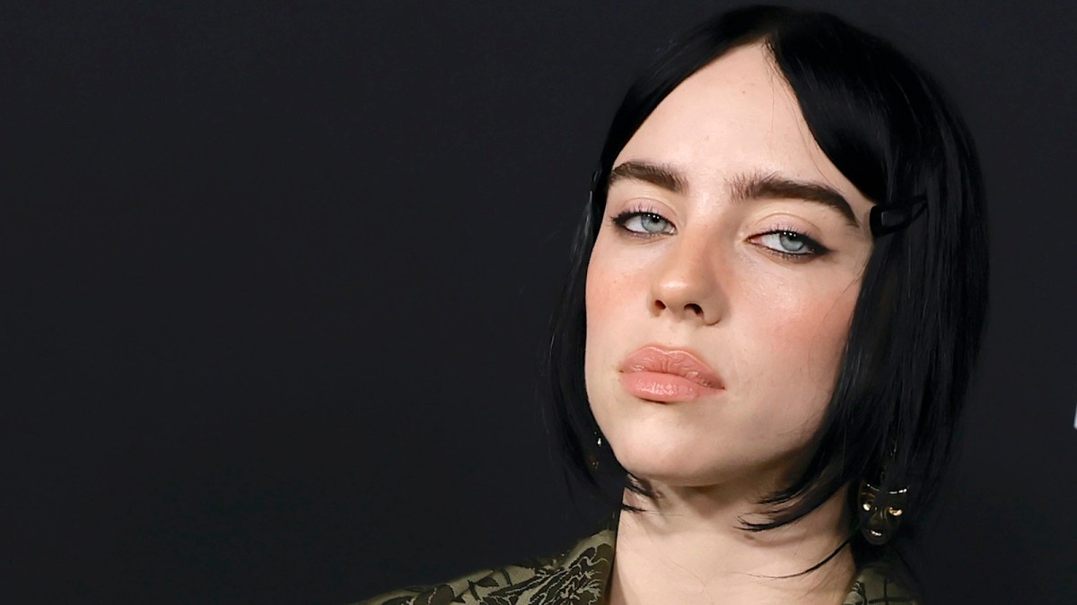Here’s How to Use the Billie Eilish Screen Glitch TikTok Filter