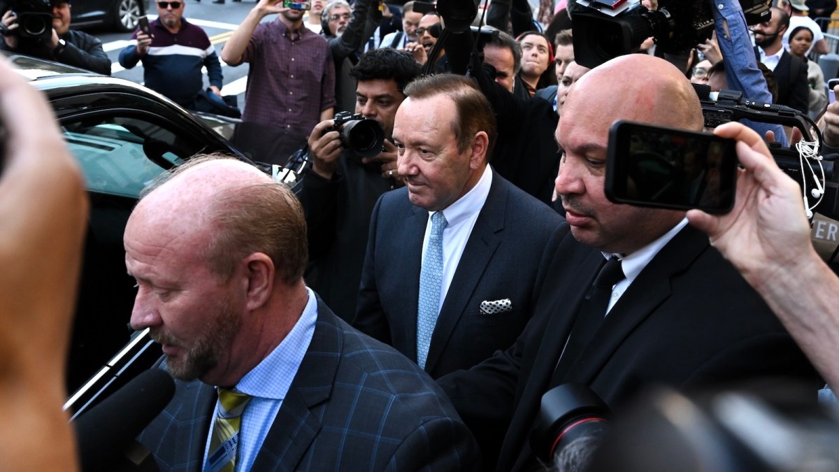 Actor Kevin Spacey is surrounded by members of the media and fans as he leaves the US District Courthouse on October 06, 2022 in New York City. Spacey’s trial began today with jury selection after allegations of alleged sexual misconduct surfaced in 2017 by actor Anthony Rapp.