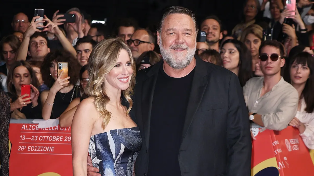 ROME, ITALY - OCTOBER 16: Britney Theriot and Russell Crowe attend the red carpet for "Poker Face" at Alice Nella Città during the 17th Rome Film Festival at Auditorium della Conciliazione on October 16, 2022 in Rome, Italy.