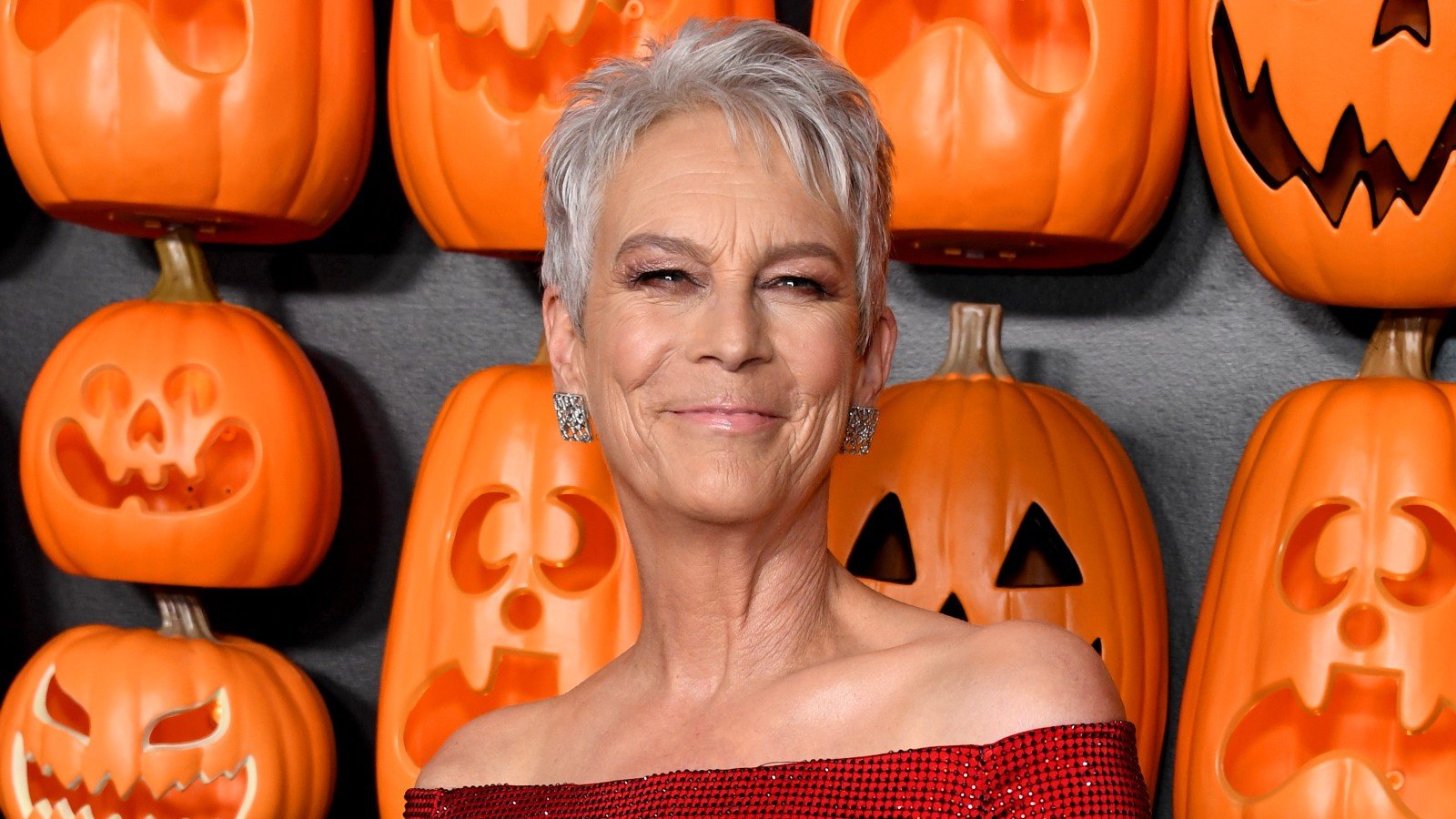 Jamie Lee Curtis Teases Her ‘Yummy’ Role in Disney’s ‘Haunted Mansion ...