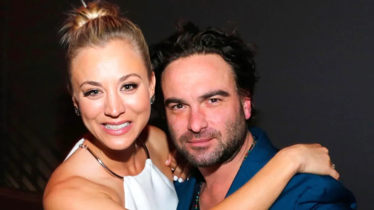 More Is Revealed of Kaley Cuoco and Johnny Galecki's Romance