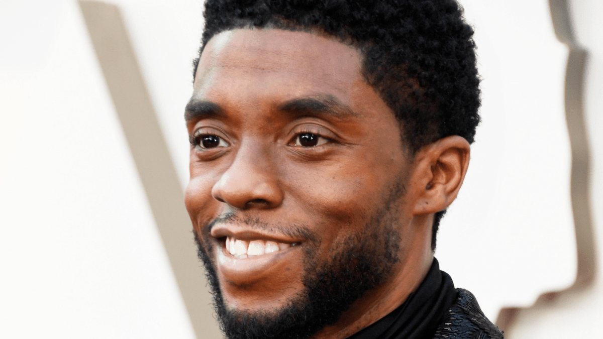 Letitia Wright pays tribute to Chadwick Boseman at Black Panther: Wakanda Forever Premiere