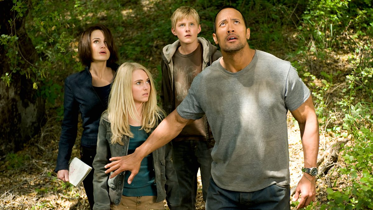Dwayne Johnson, Carla Gugino, Anna-Sophia Robb, and Alexander Ludwig in 'Race to Witch Mountain'