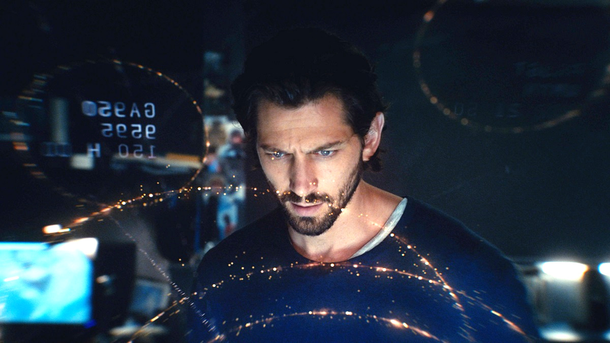 A Terrible Sci-Fi Thriller Narrowly Avoids a Deadly Streaming Collision