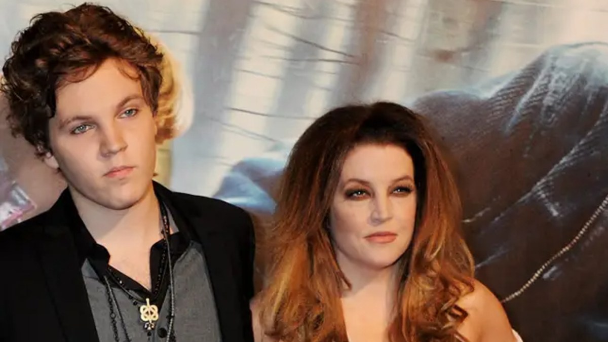 Benjamin Keough with his mother Lisa Marie Presley