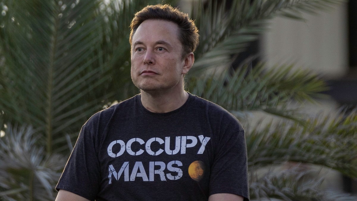 BOCA CHICA BEACH, TX - AUGUST 25: SpaceX founder Elon Musk during a T-Mobile and SpaceX joint event on August 25, 2022 in Boca Chica Beach, Texas. The two companies announced plans to work together to provide T-Mobile cellular service using Starlink satellites.