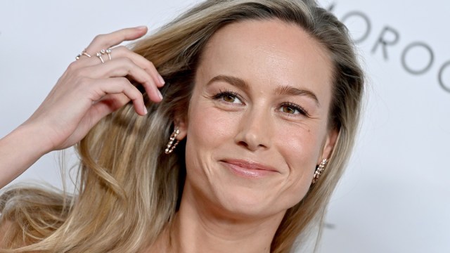 From Puppy Selfies to Throwbacks: The Best of Brie Larson in 2022 - Vimarsana News