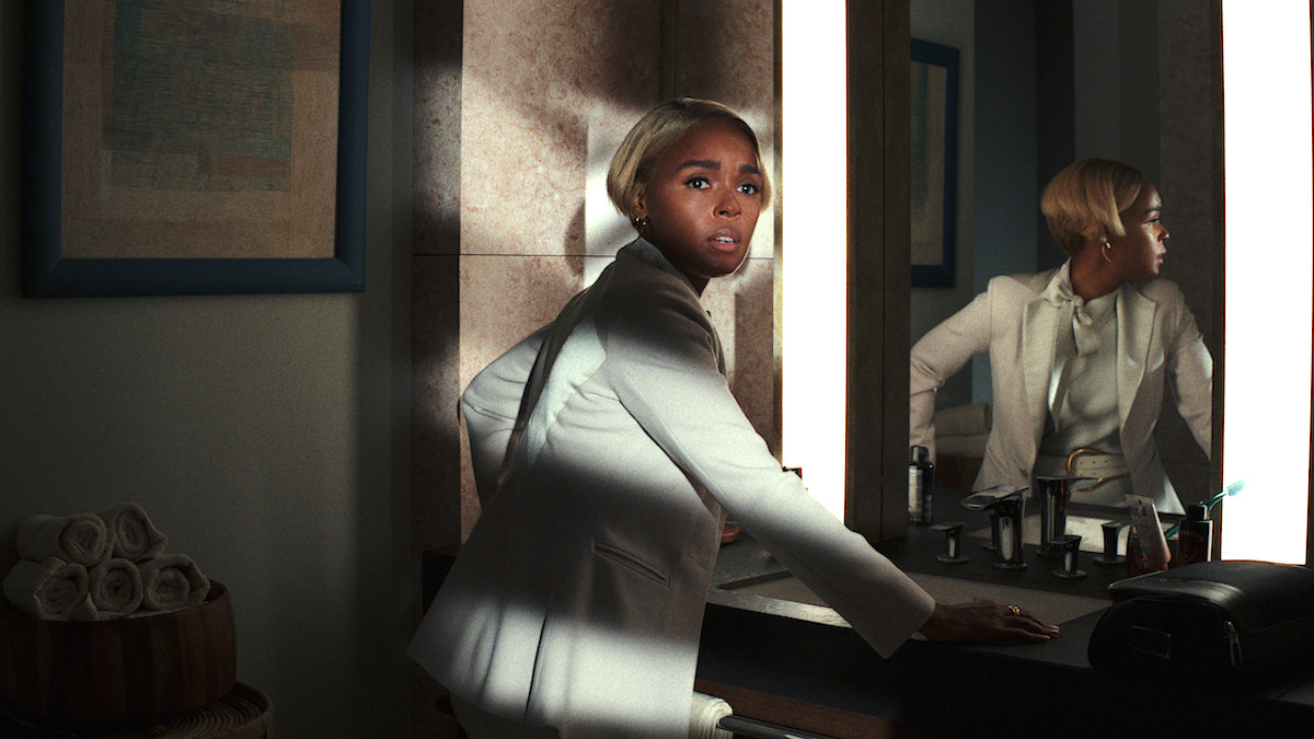 Janelle Monae in Glass Onion: A Knives Out Mystery