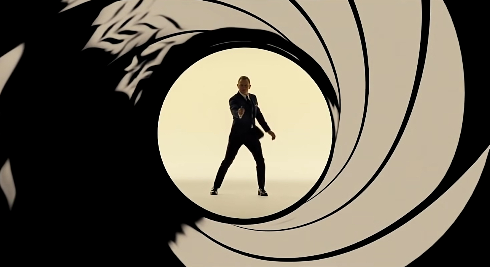 007. James Bond Gunbarrel. Джеймс Бонд Gun Barrel. Джеймс Бонд Фантом. Агент 007 Джеймс Бонд в дуле.