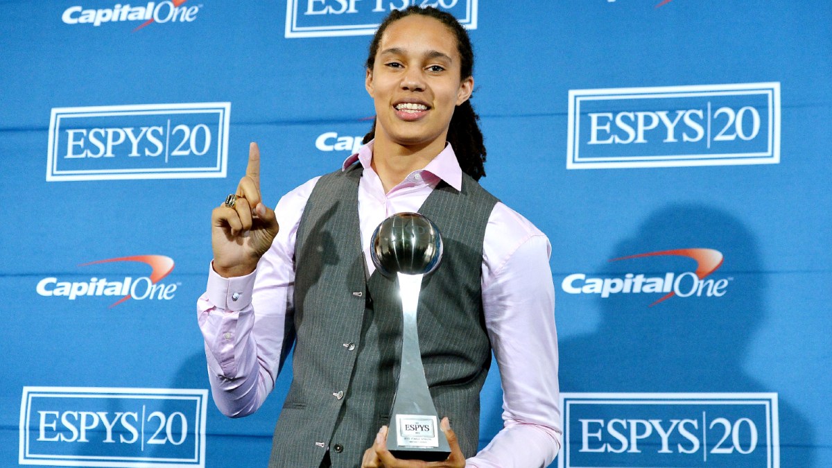 College basketball player Brittney Griner poses with the Best Female Athlete Award in the press room during the 2012 ESPY Awards at Nokia Theatre L.A. Live on July 11, 2012 in Los Angeles, California.