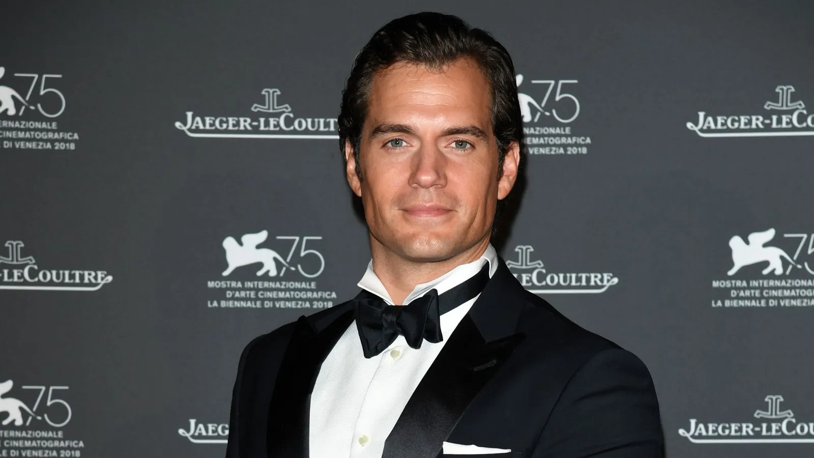Now could be the perfect time for Henry Cavill to take on the mantle of 007