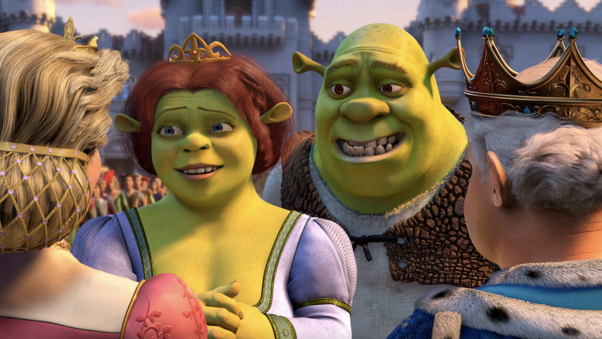 Shrek and Fiona are talking to Fiona's parents. 
